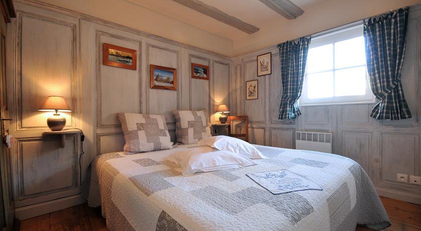 Gite Chez Marianne Riquewihr Room photo